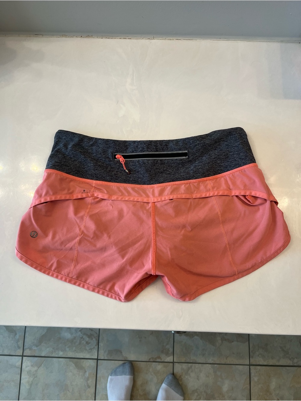 Lululemon Coral Active Running Shorts with Contrast Waistband